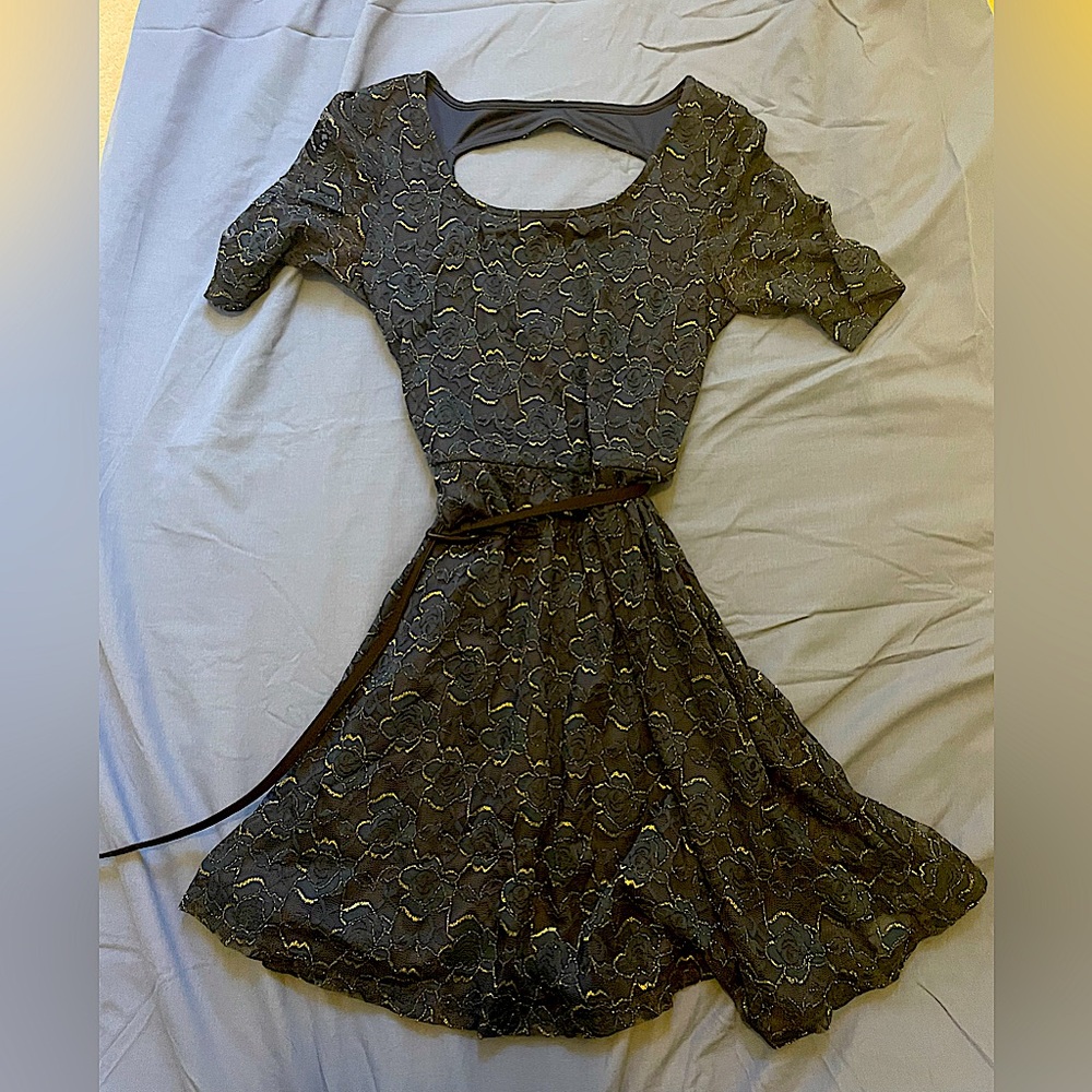 Medium homecoming blue and gold dress